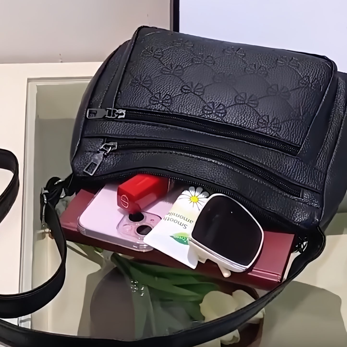 Women'S Casual And Fashionable Crossbody Bag.Durable, Wear-resistant, And Safe.Zipper And Adjustable Shoulder Strap.Can Hold Mobile Phones, Wallets, Cosmetics, And Daily Necessities.